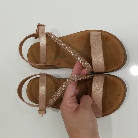 Girls Sandals Rose Gold Size 3 - Picture 2 of 15
